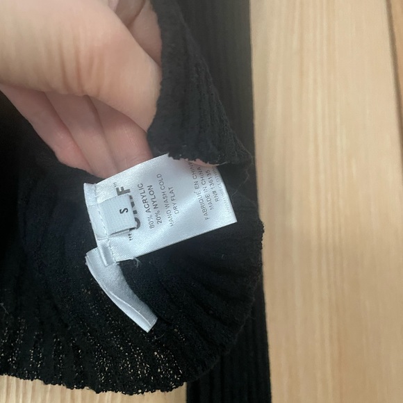 Unif long sleeve Tish top - Picture 5 of 5